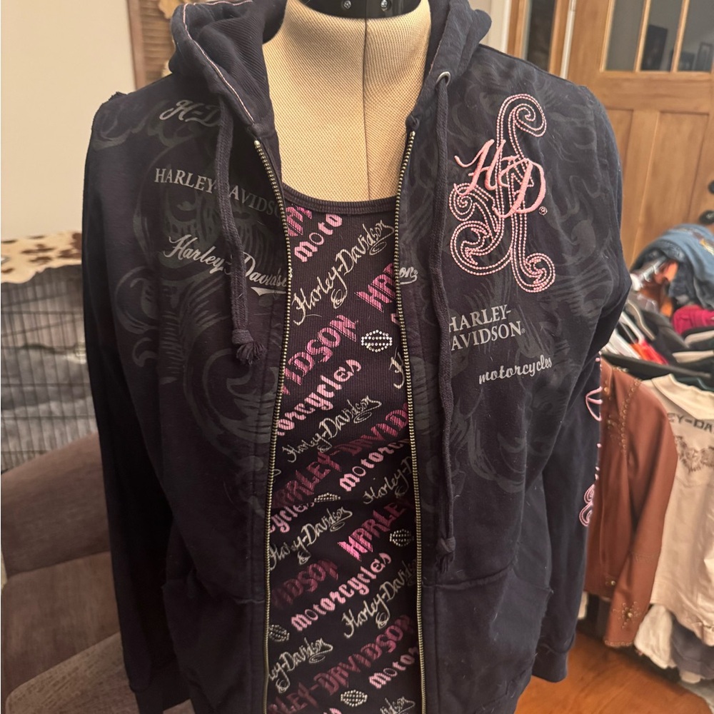 Harley-Davidson Black and Pink Graphic Hoodie